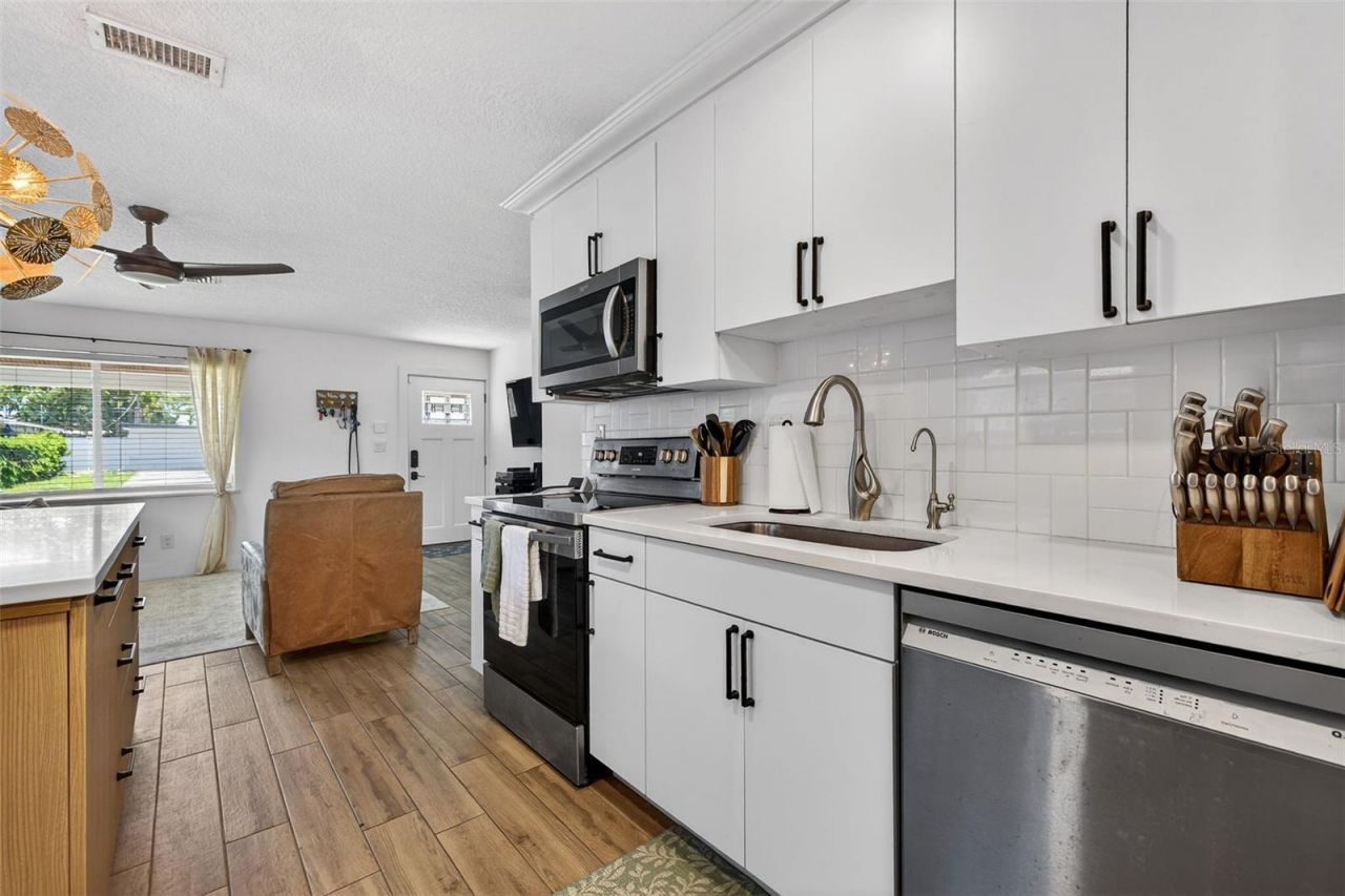 3911 14th Avenue N, Saint Petersburg, FL 33713 Photo