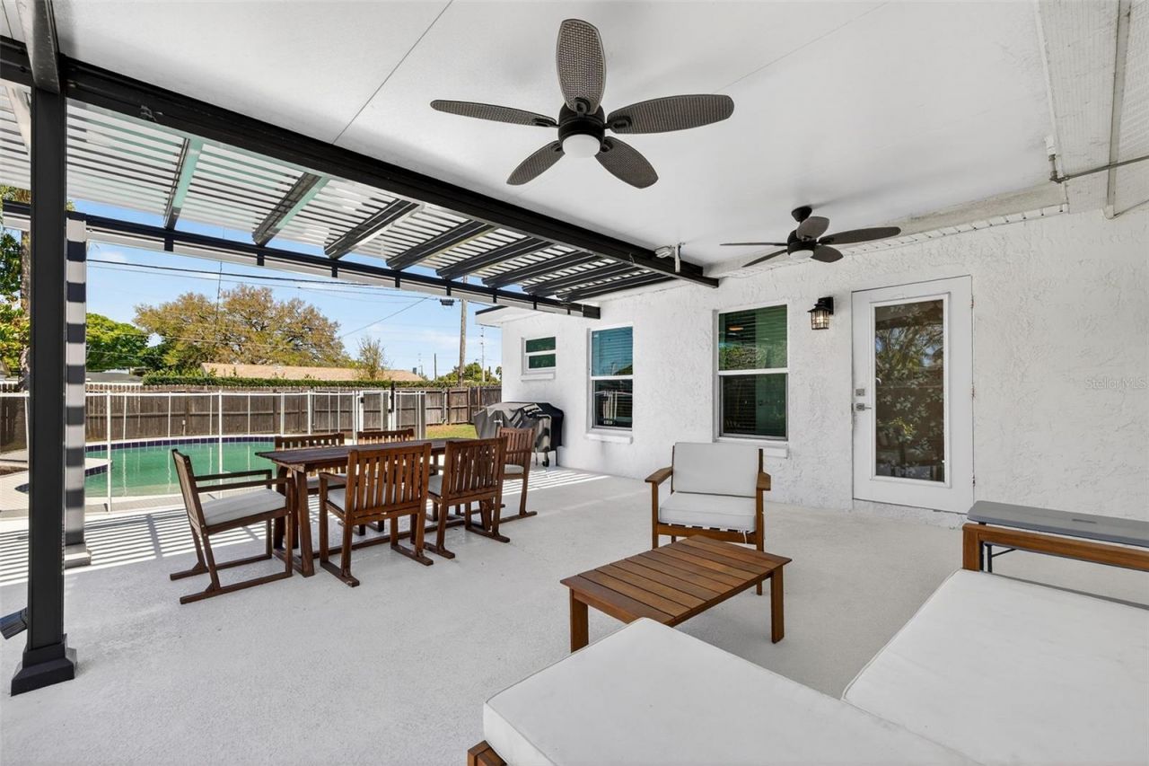 3911 14th Avenue N, Saint Petersburg, FL 33713 Photo