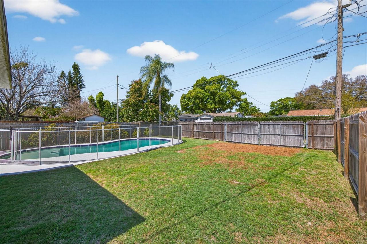 3911 14th Avenue N, Saint Petersburg, FL 33713 Photo