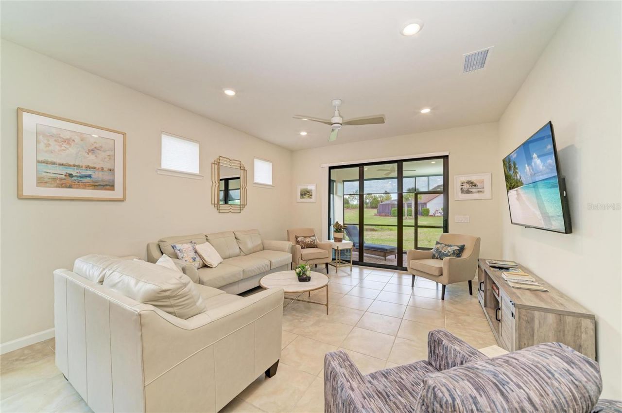 7013 Hanover Court , Lakewood Ranch, FL 34202 Photo