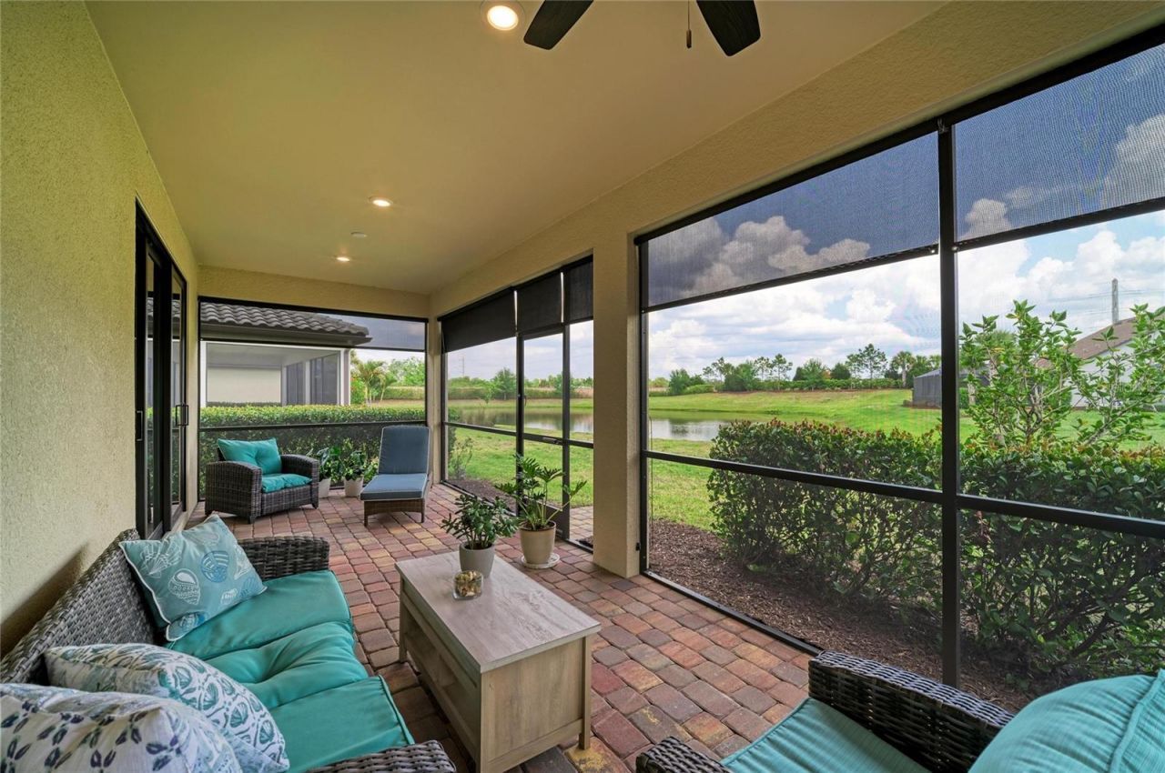 7013 Hanover Court , Lakewood Ranch, FL 34202 Photo