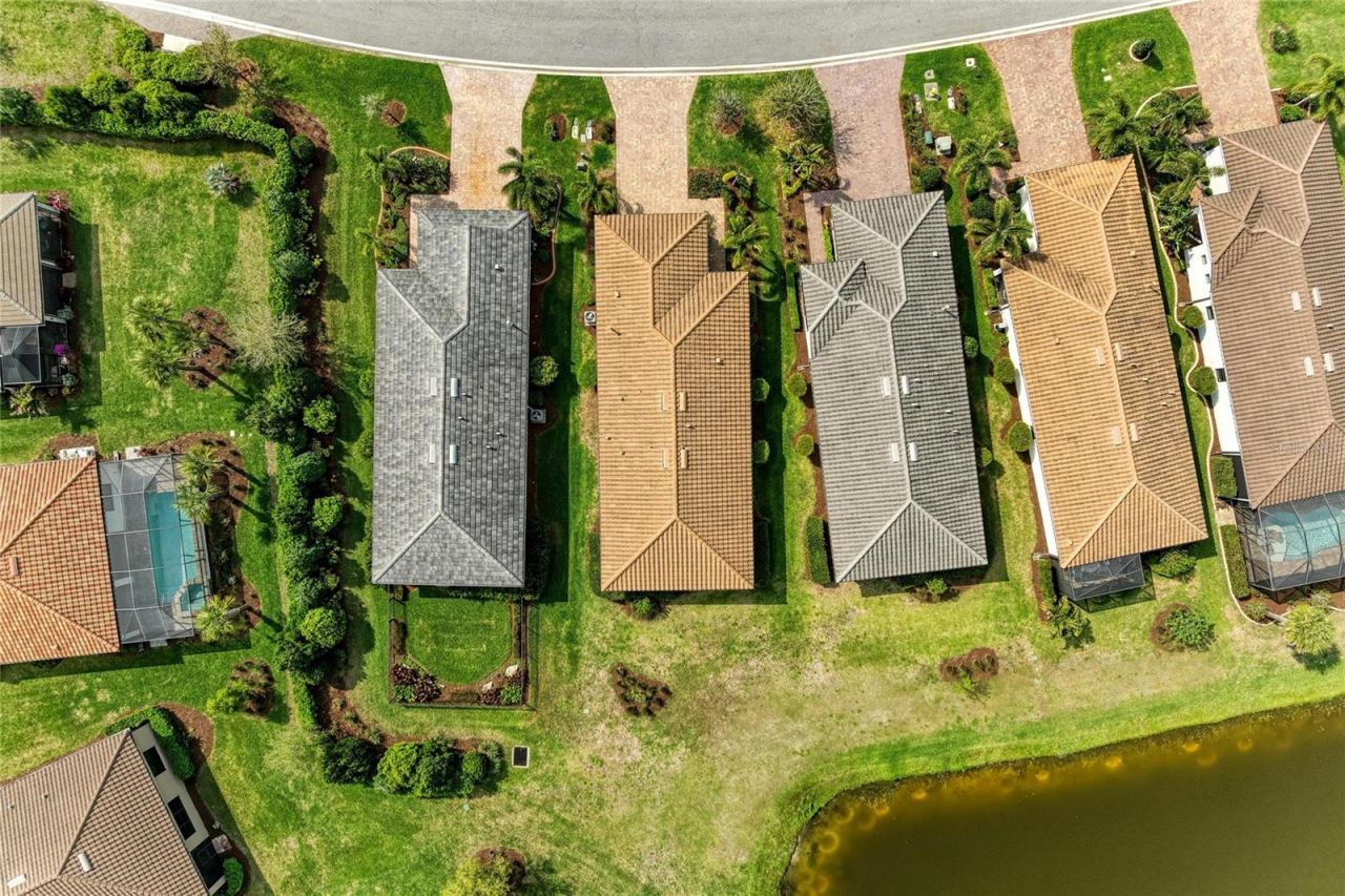 7013 Hanover Court, Lakewood Ranch, FL 34202 Photo