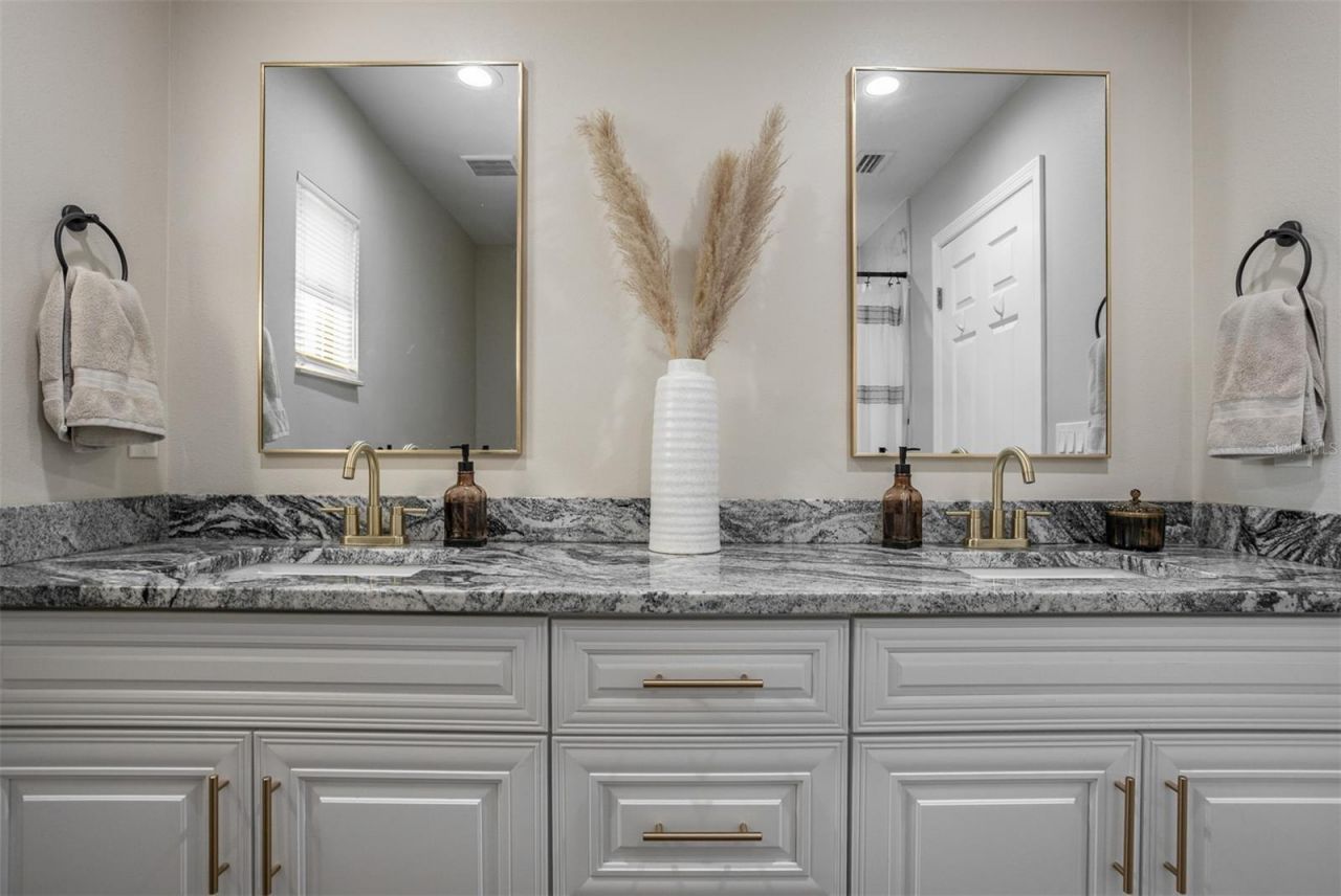 2700 49th Street N, Saint Petersburg, FL 33710 Photo