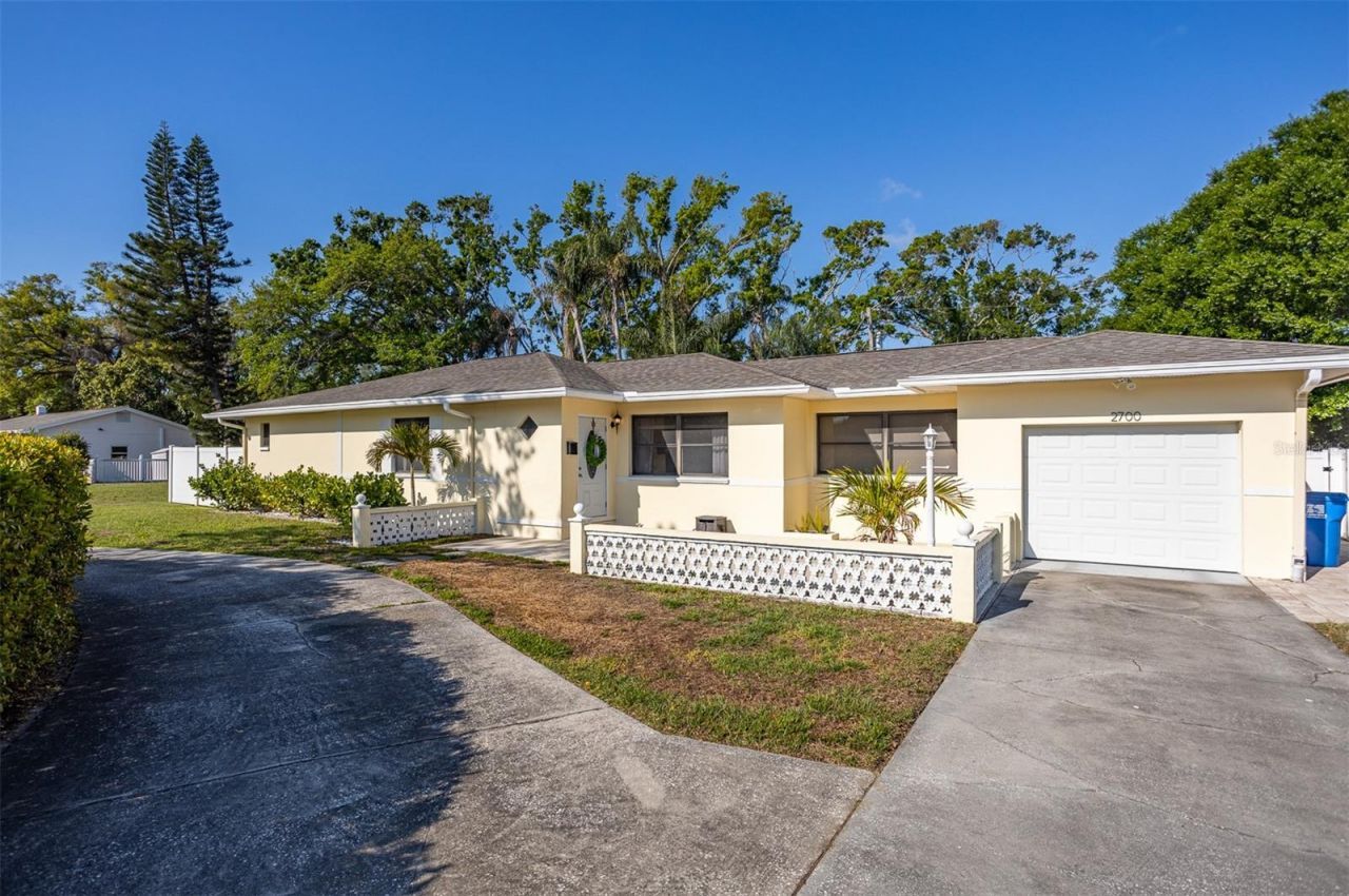 2700 49th Street N, Saint Petersburg, FL 33710 Photo