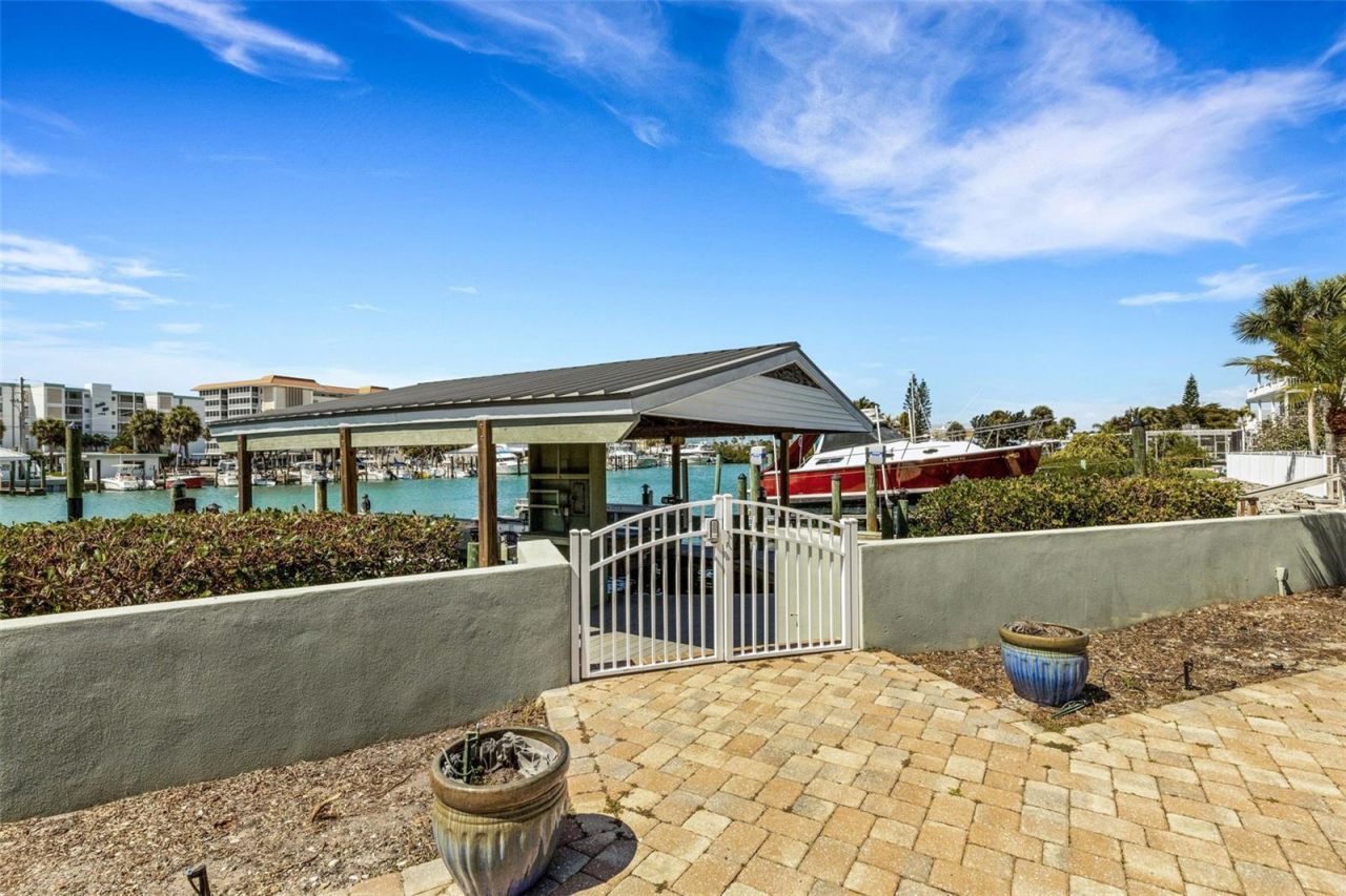 700 El Dorado Drive , Venice, FL 34285 Photo