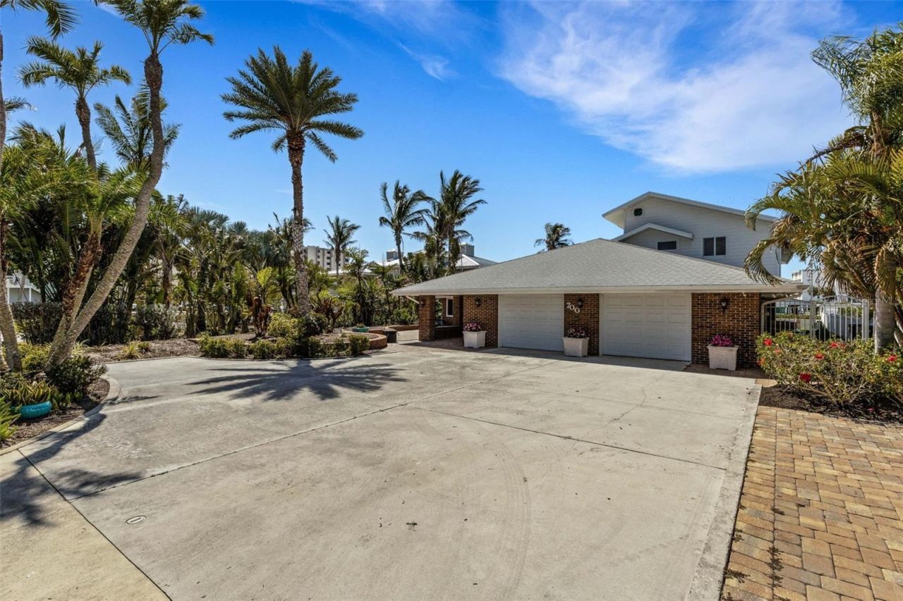 700 El Dorado Drive , Venice, FL 34285 Photo