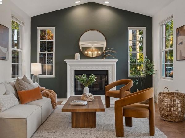 2358 Coral Sea St, Alameda, CA 94501