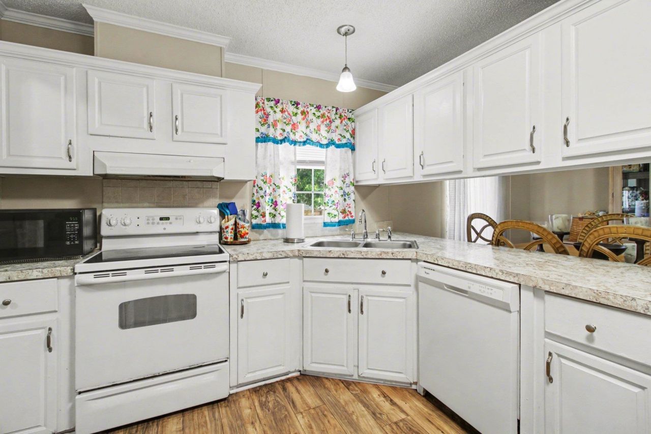 464 Waccamaw Pines Dr. Photo 6