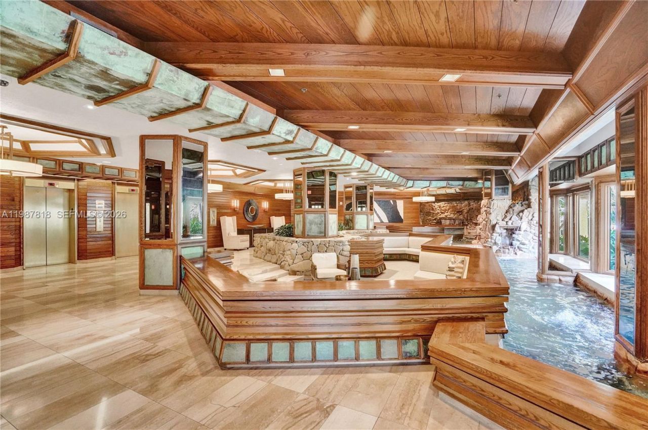 1000 Quayside Ter , Unit 1101, Miami, FL 33138 Photo