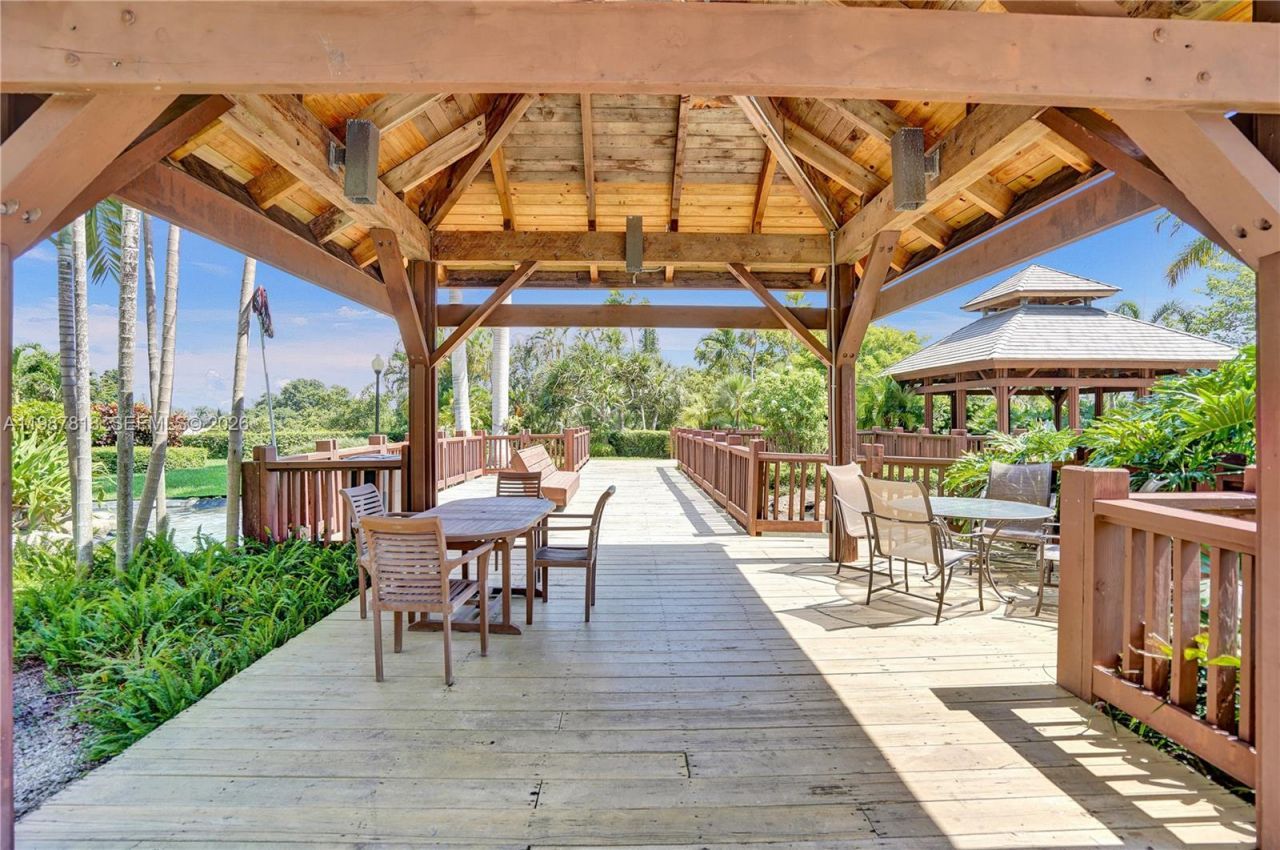 1000 Quayside Ter , Unit 1101, Miami, FL 33138 Photo