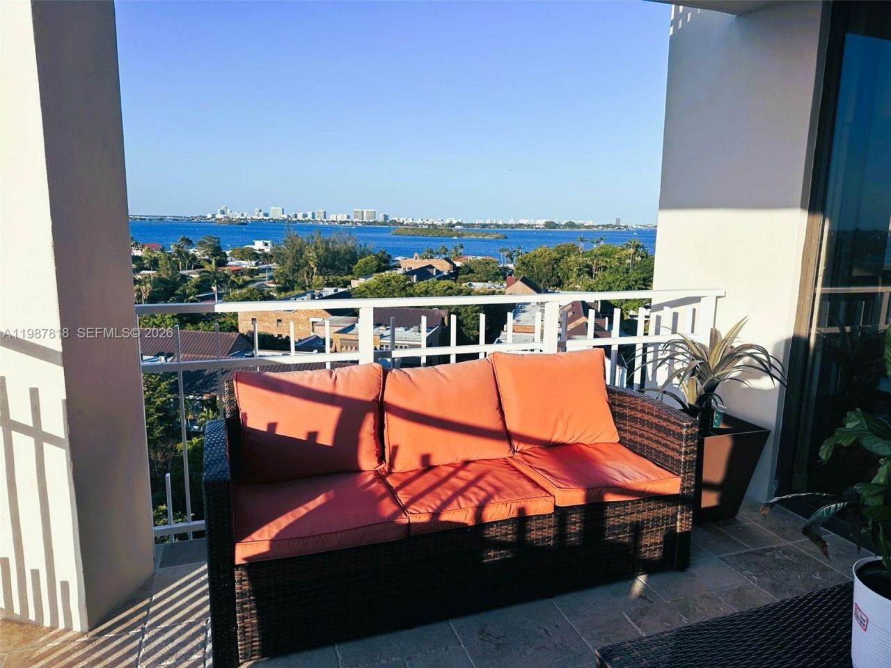 1000 Quayside Ter, Unit 1101, Miami, FL 33138 Photo