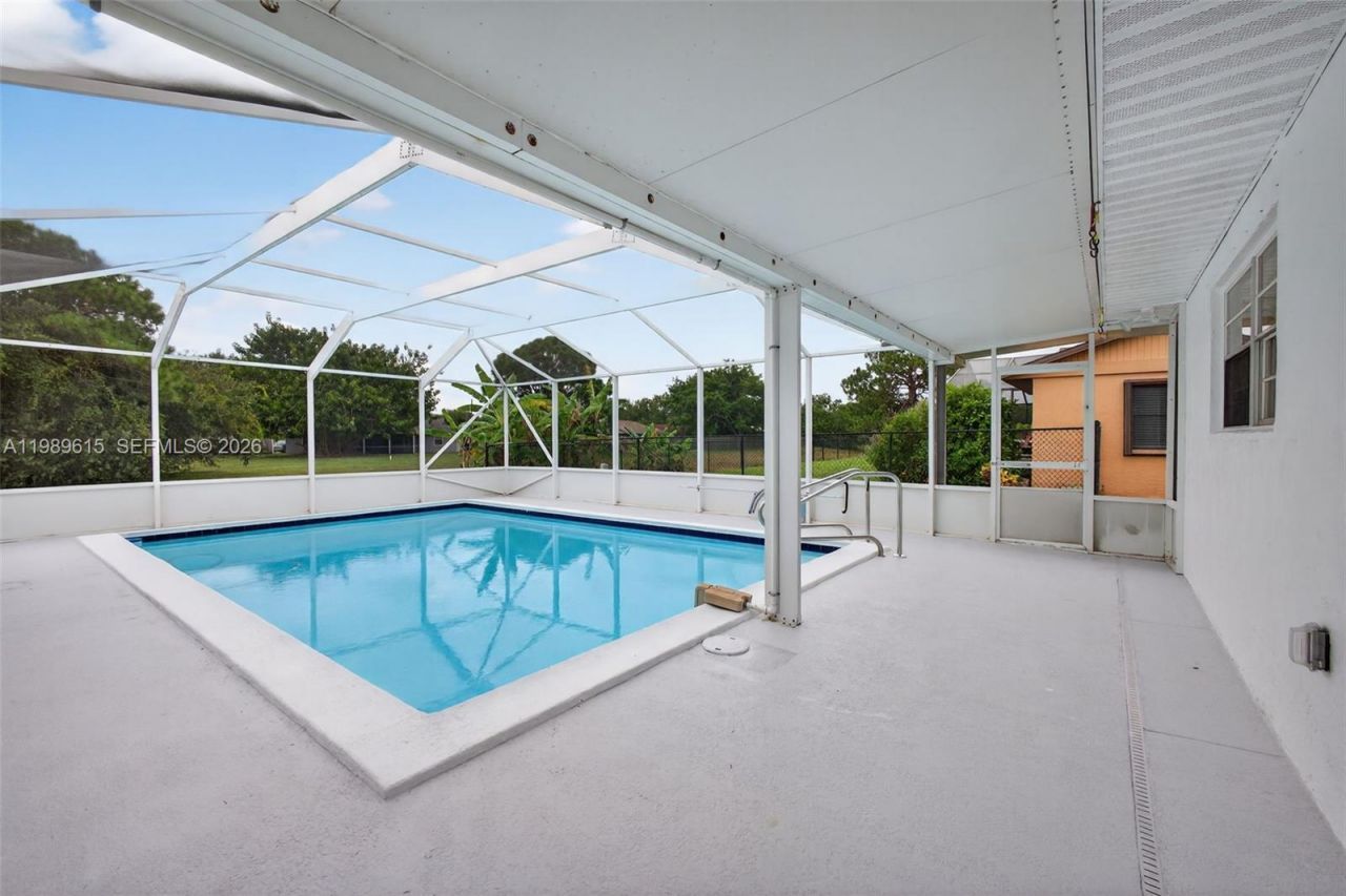 2221 SE Sidonia St , Port Saint Lucie, FL 34952 Photo