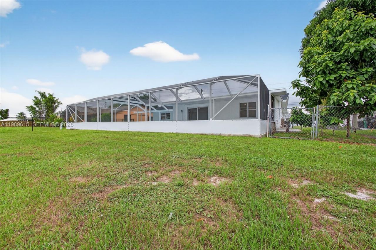 2221 SE Sidonia St , Port Saint Lucie, FL 34952 Photo