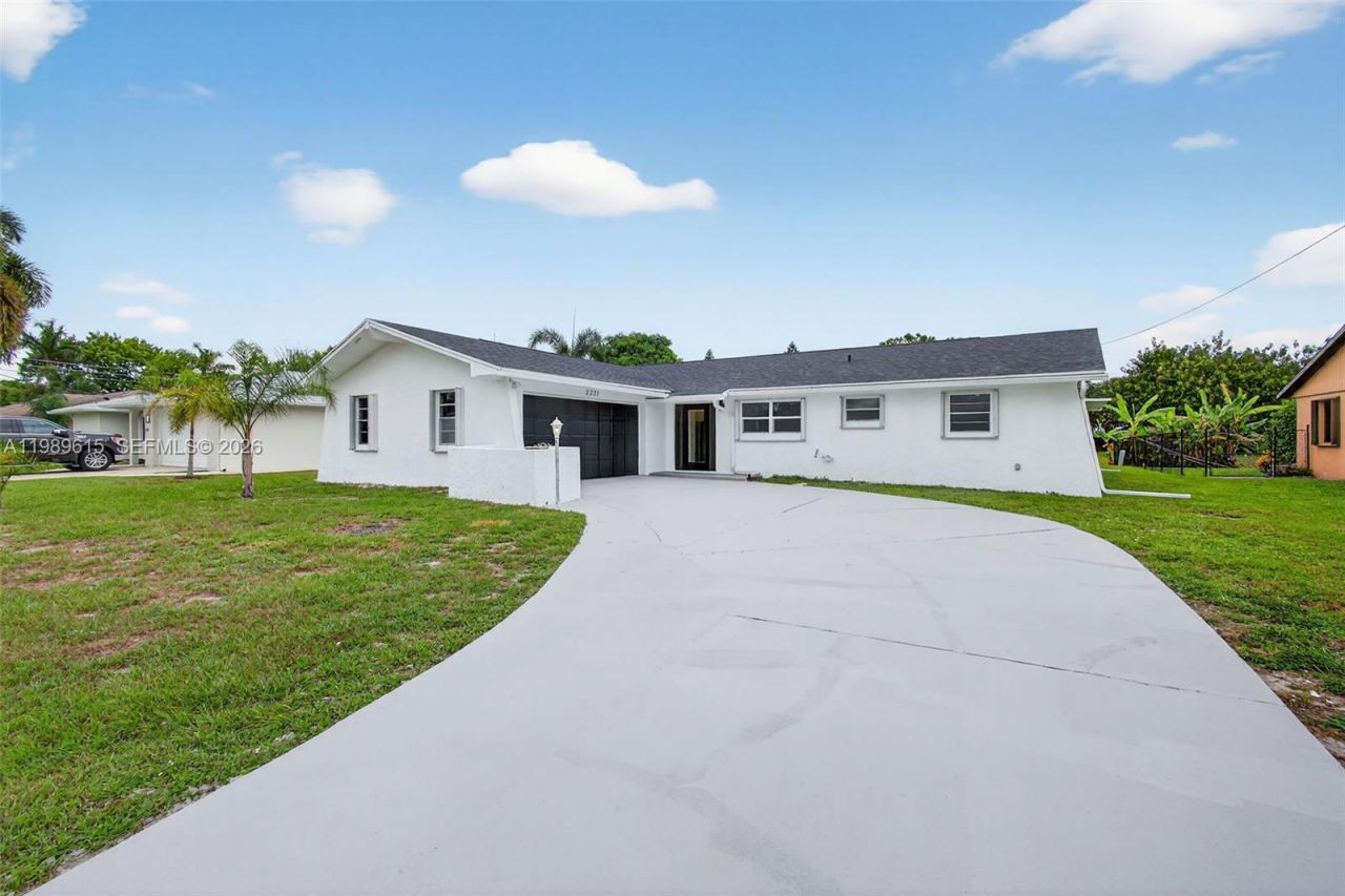 2221 SE Sidonia St , Port Saint Lucie, FL 34952 Photo