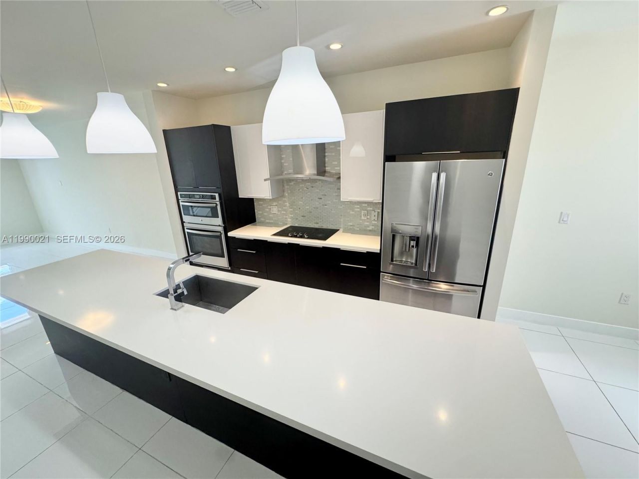 6415 NW 102nd Path , Unit 204, Miami, FL 33178 Photo