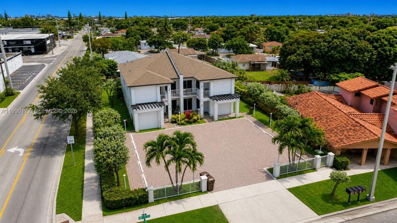 996 E 24th St, Unit 996, Hialeah, FL 33013 Photo