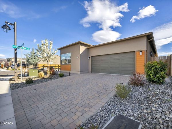 7601 Navasota Drive, Sparks, NV 89436