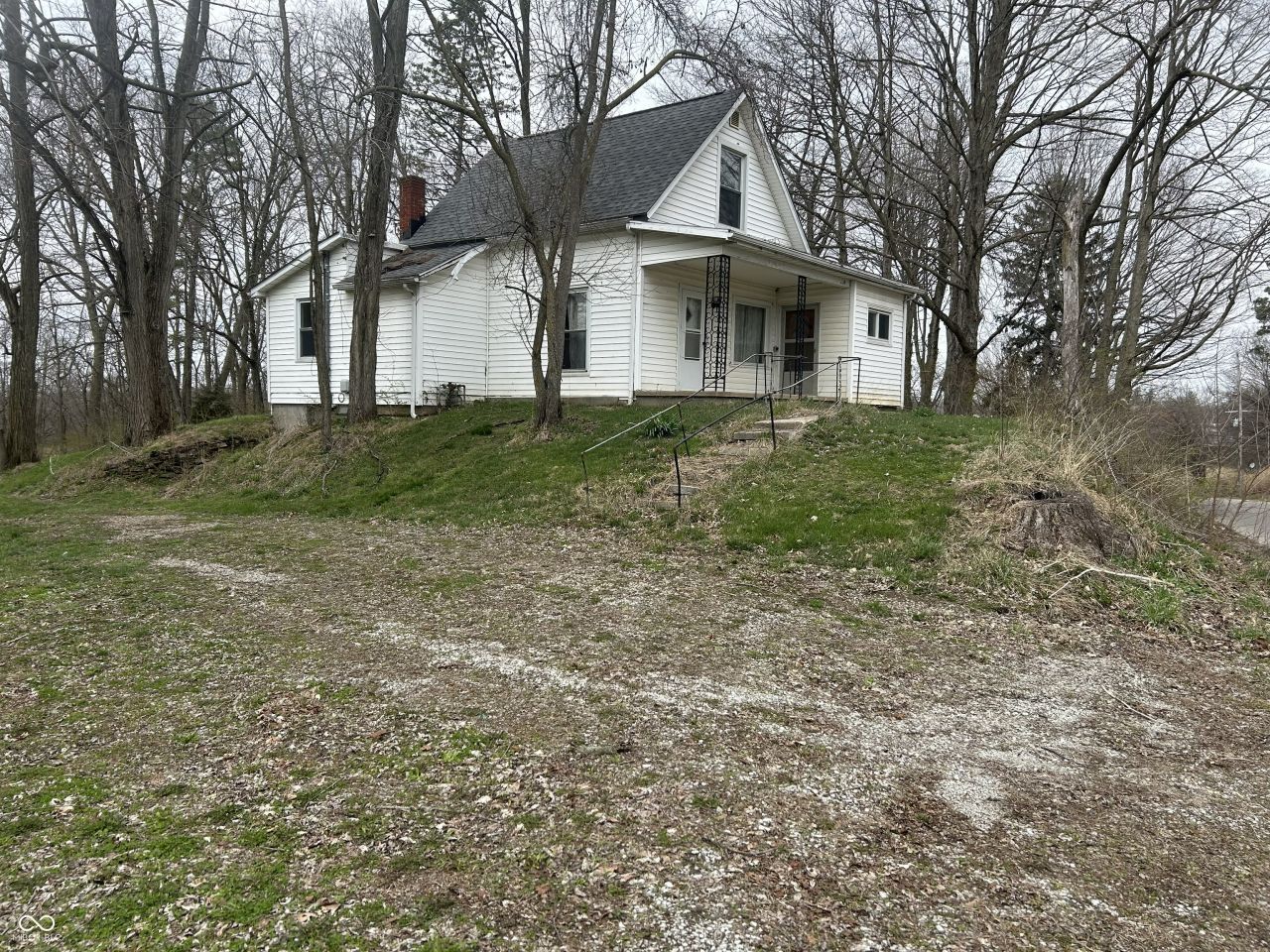 8137 N Raider Road, Middletown, IN 47356 Main Photo
