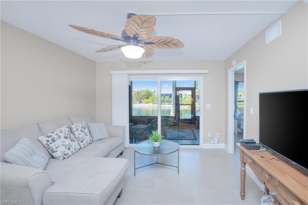 16007 Davis Rd, Unit 713, Fort Myers, FL 33908 Photo