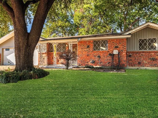 4557 Dee Lane, Haltom City, TX 76117