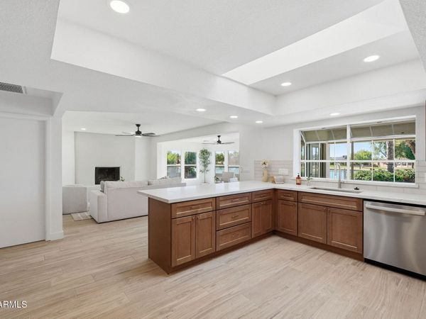 2442 W VIA RIALTO Circle, Mesa, AZ 85202