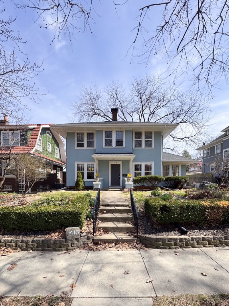 1415 N Clinton Boulevard, Bloomington, IL 61701 Main Photo