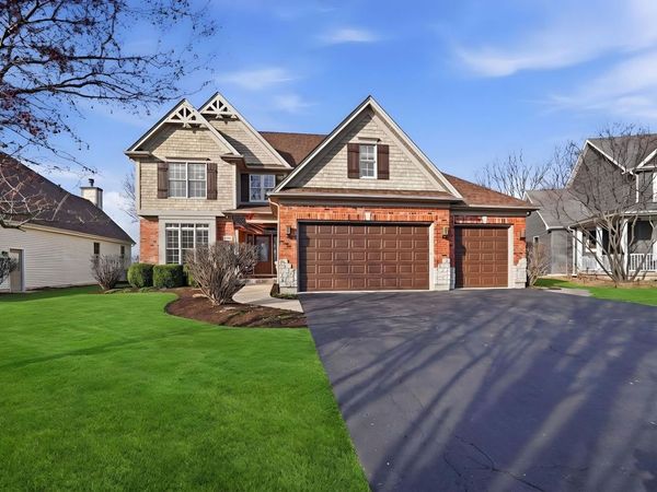 660 AVON Court, Elburn, IL 60119