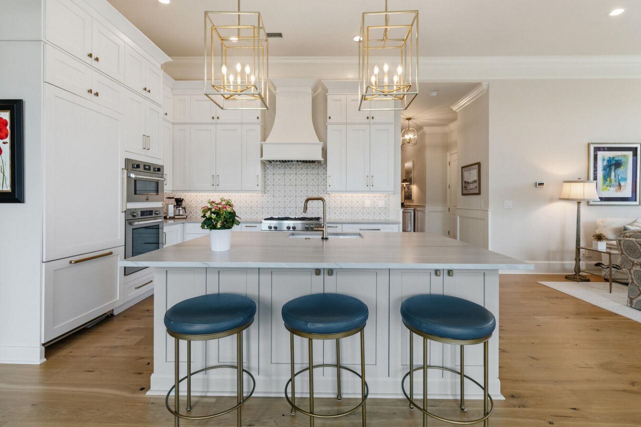 124 Fairbanks Oak Alley Photo 15