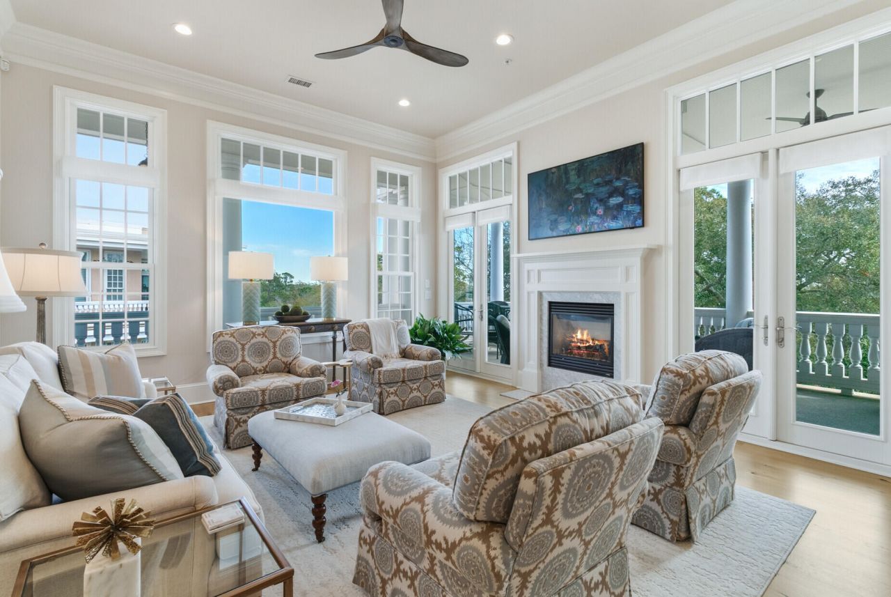 124 Fairbanks Oak Alley Photo 19