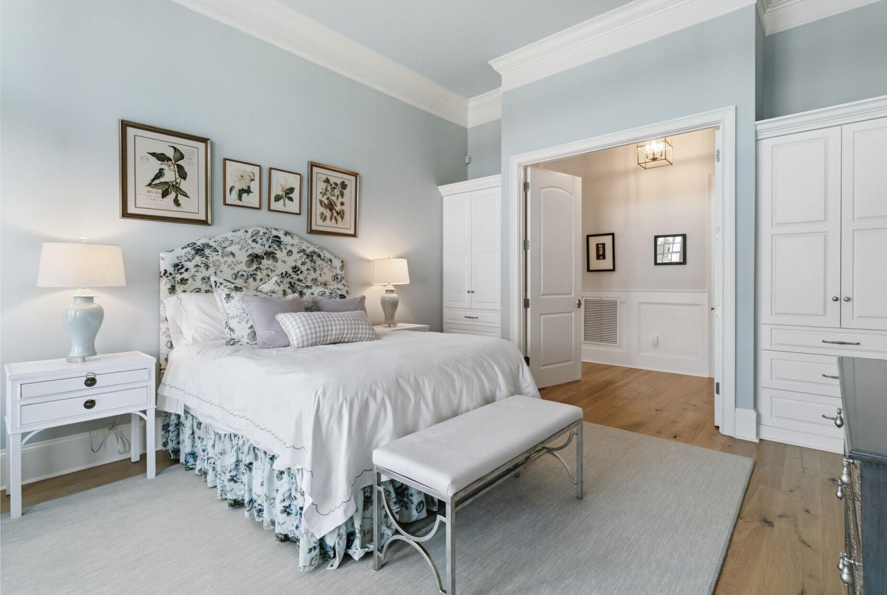 124 Fairbanks Oak Alley Photo 23