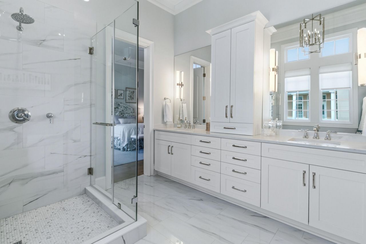 124 Fairbanks Oak Alley Photo 25