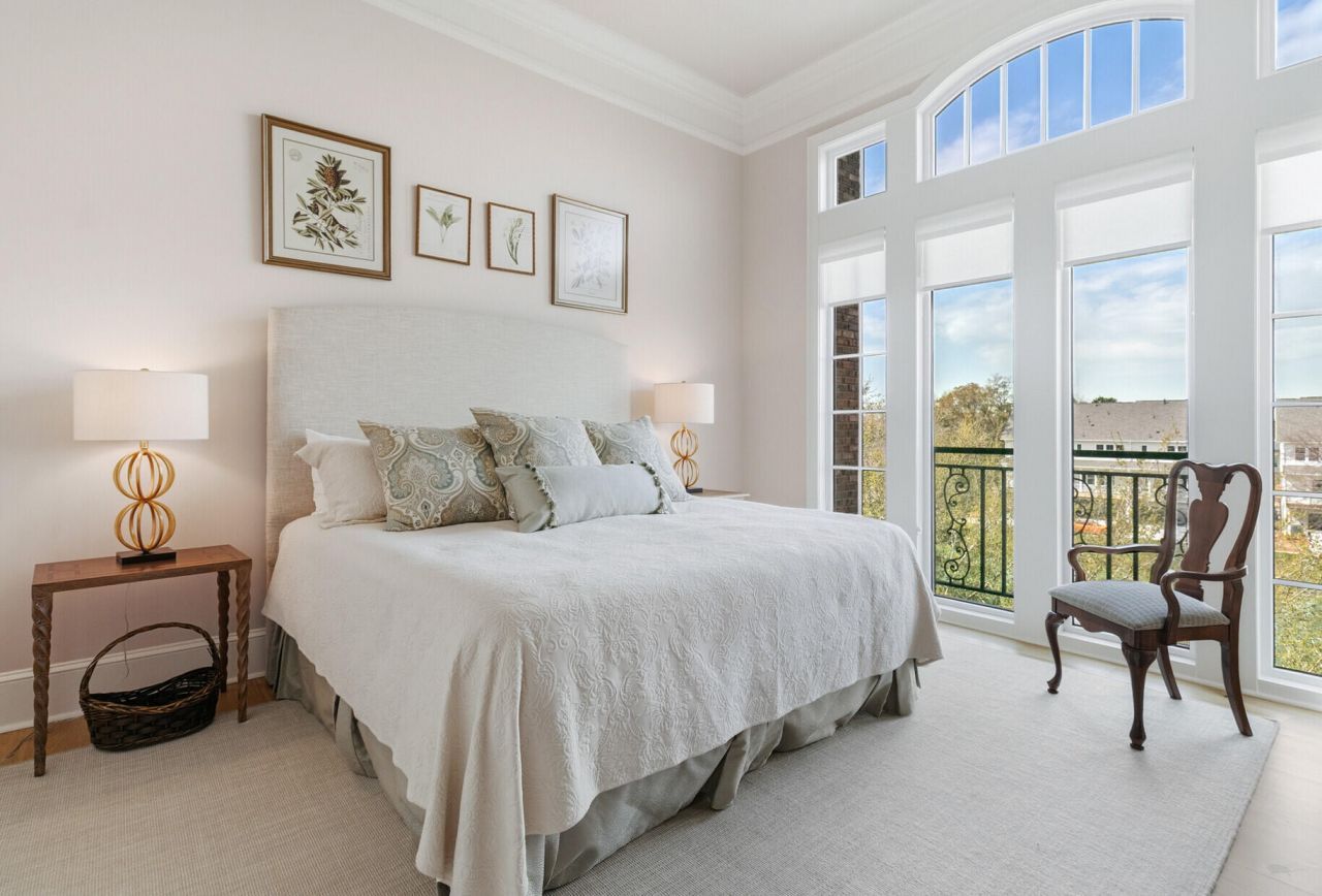 124 Fairbanks Oak Alley Photo 30