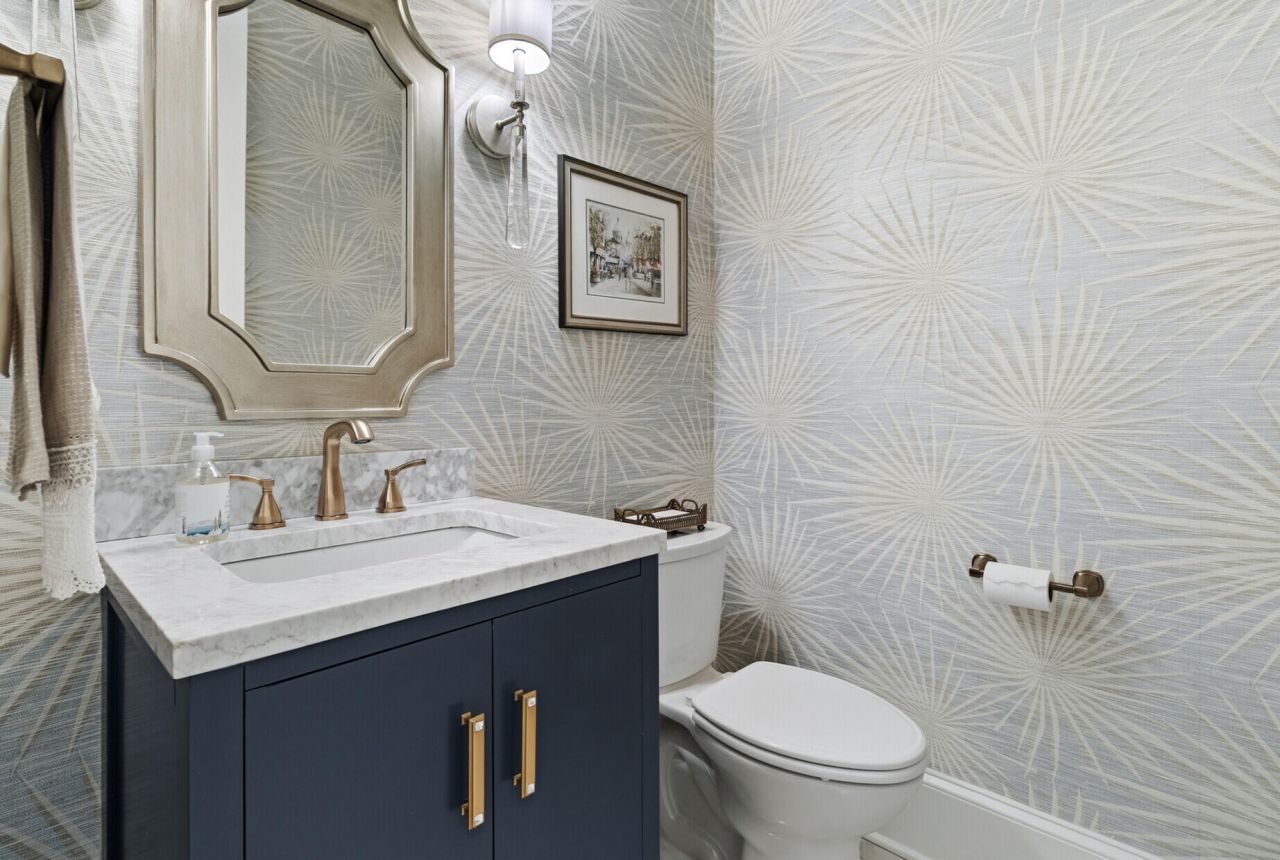 124 Fairbanks Oak Alley Photo 37