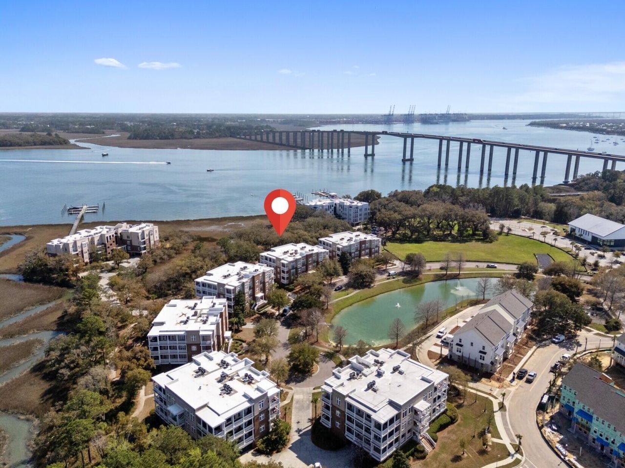 124 Fairbanks Oak Alley Photo 5