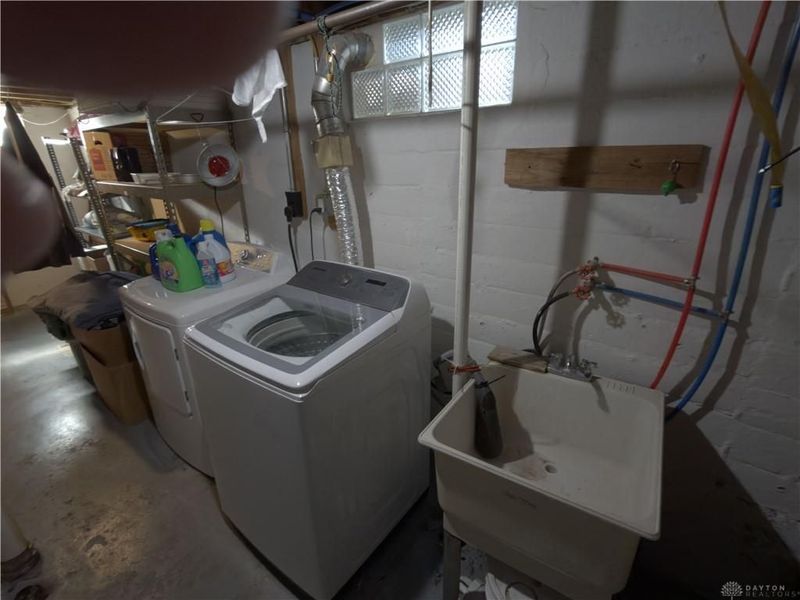 335 N Garland Avenue, Dayton, OH 45403 Photo 32