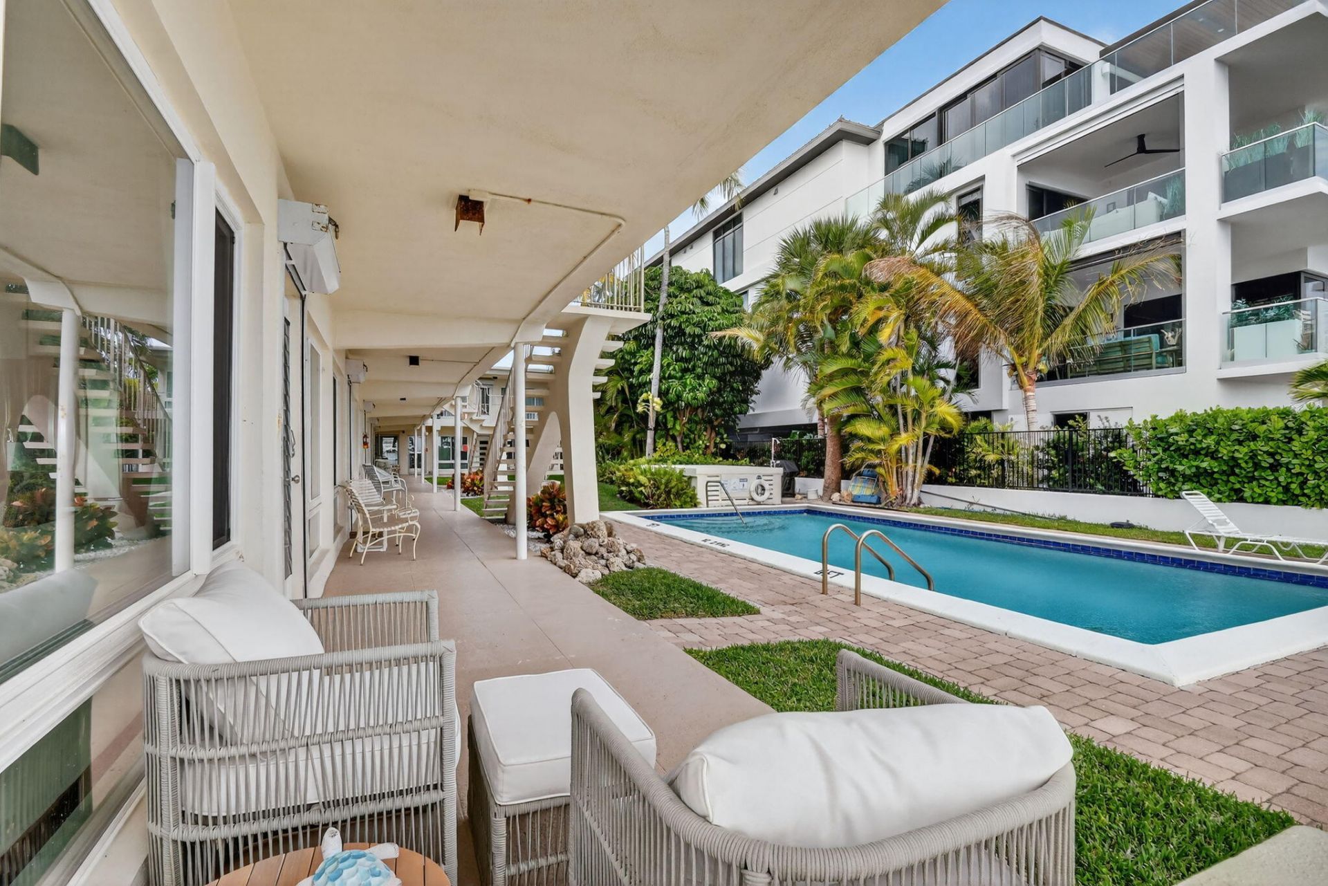 214 Inlet Way, Unit 106, Palm Beach Shores, FL 33404 Photo