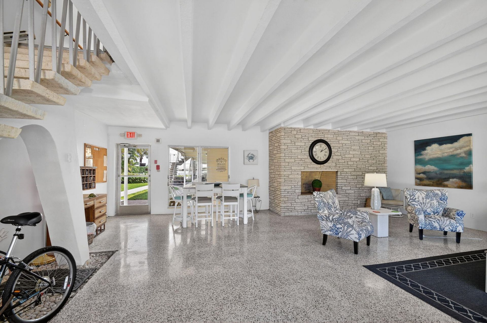 214 Inlet Way, Unit 106, Palm Beach Shores, FL 33404 Photo