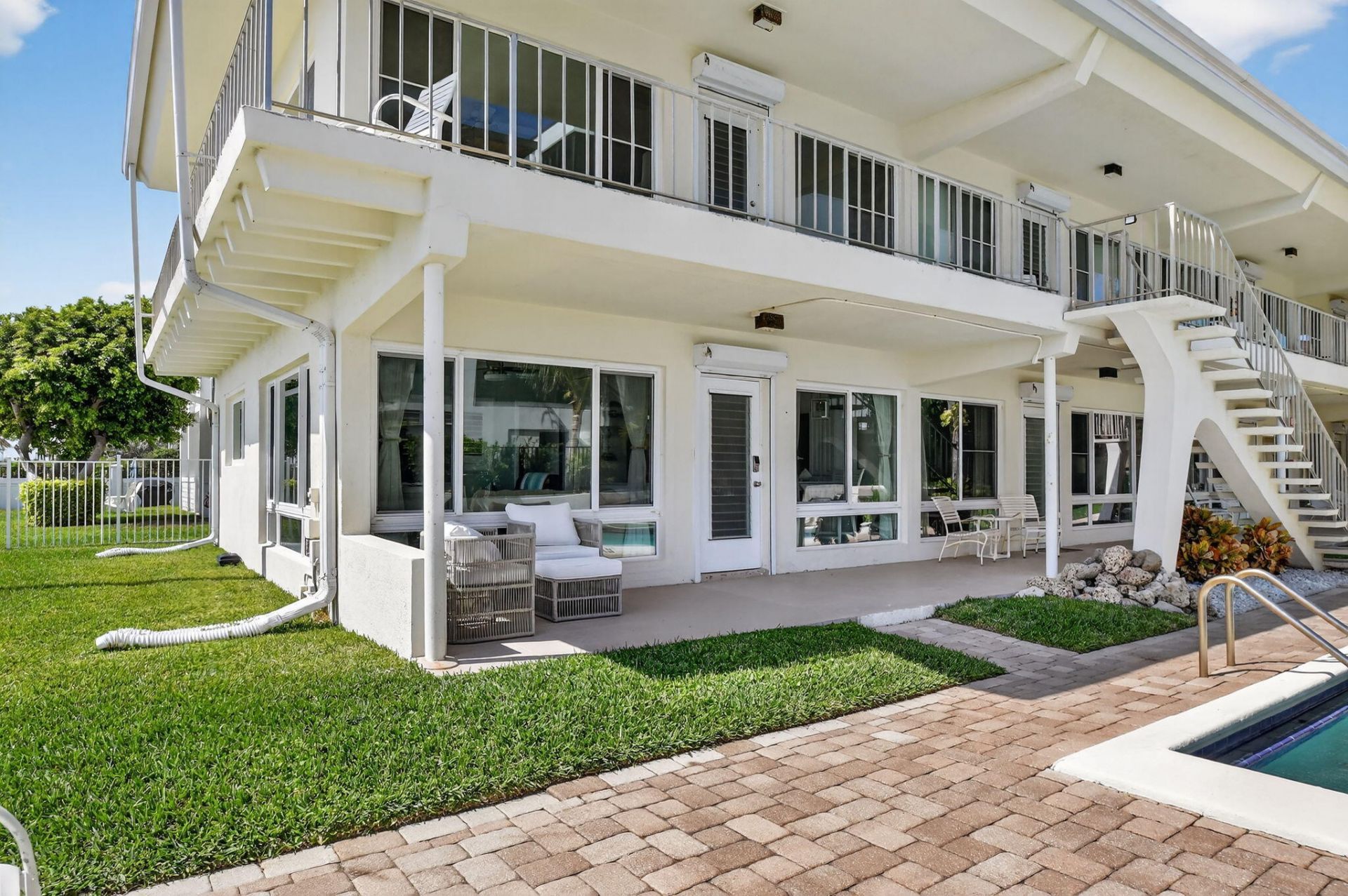 214 Inlet Way, Unit 106, Palm Beach Shores, FL 33404 Photo