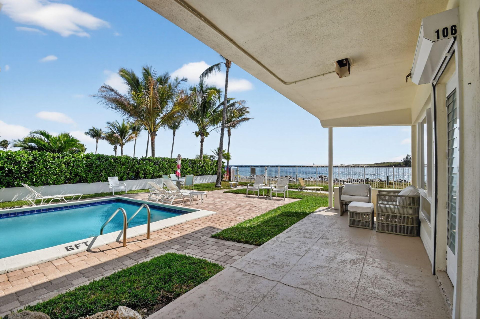 214 Inlet Way, Unit 106, Palm Beach Shores, FL 33404 Photo