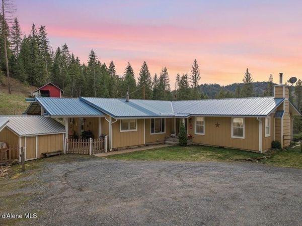 5348 S Stach Rd , Coeur d'Alene, ID 83814