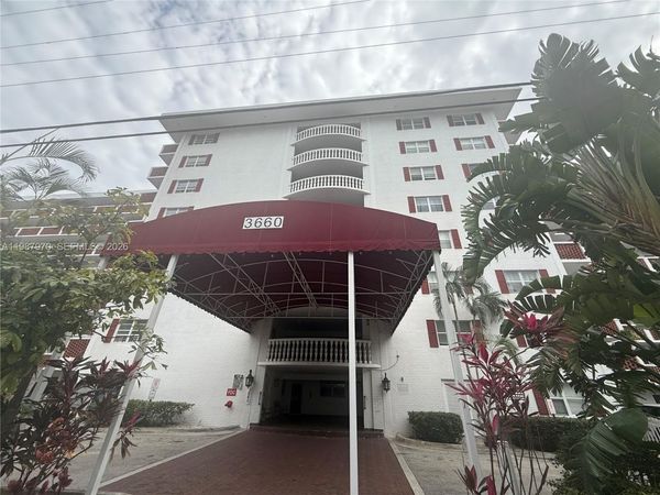 3660 NE 166th St, Unit 415, North Miami Beach, FL 33160