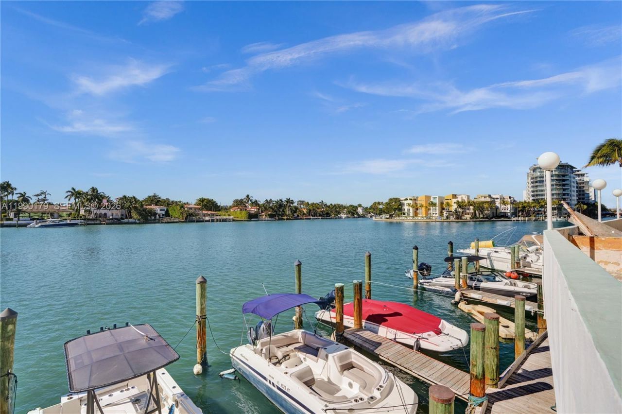 5838 Collins Ave, Unit 7G, Miami Beach, FL 33140 Photo