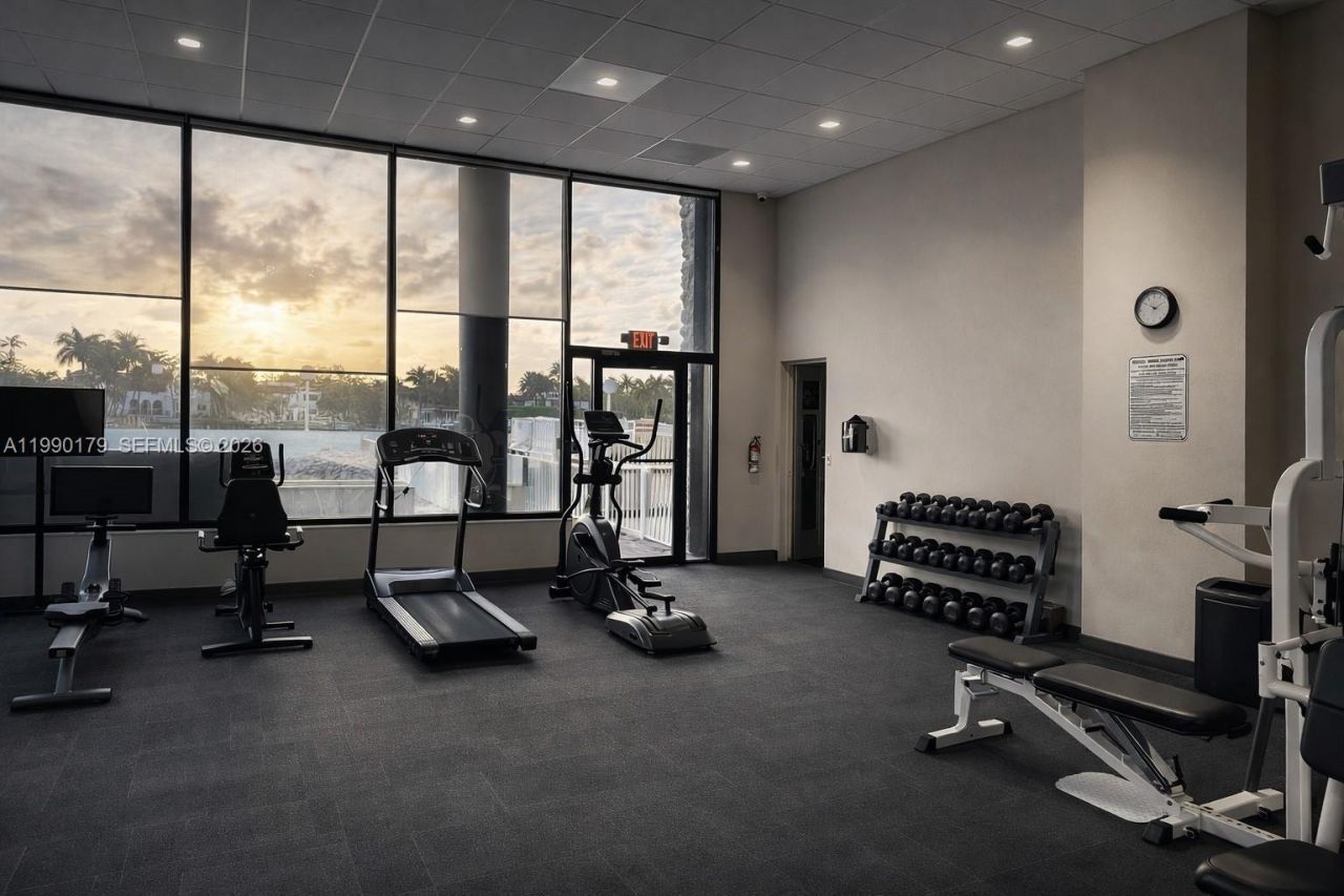 5838 Collins Ave , Unit 7G, Miami Beach, FL 33140 Photo