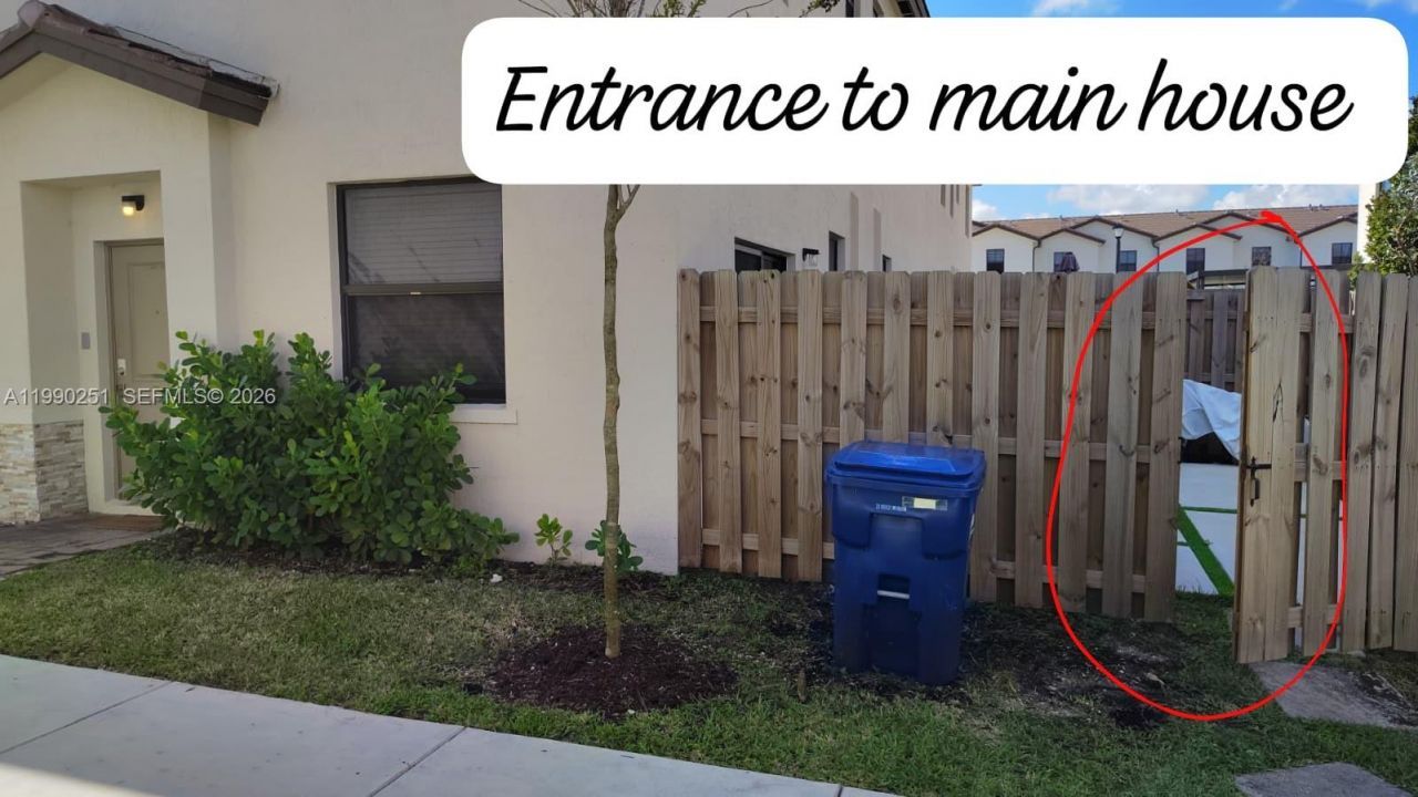 23074 SW 128th Pl , Miami, FL 33170 Photo