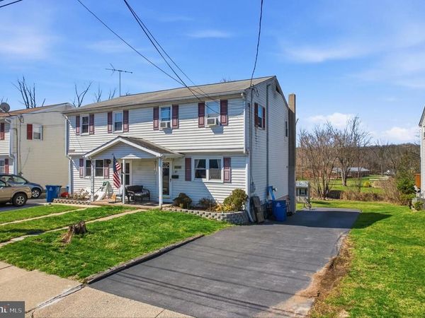 87 W PARK AVENUE, SELLERSVILLE, PA 18960