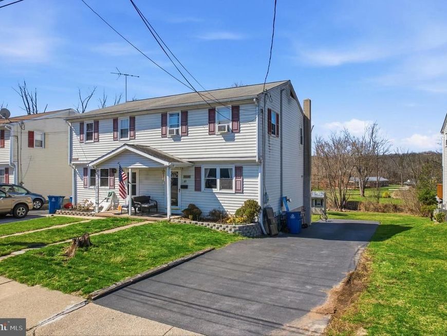 87 W Park Avenue, Sellersville, PA 18960 Main Photo