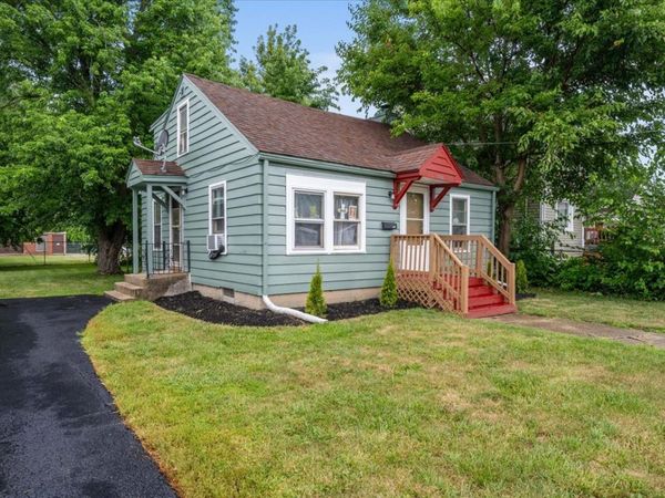 808 Gillette Avenue , Aurora, IL 60506