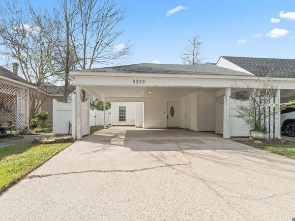 5255 Cumberland Cove Dr, Baton Rouge, LA 70817