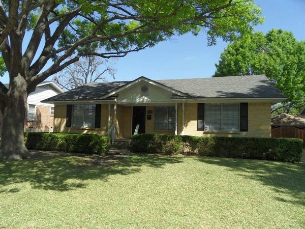 10643 Lakemere Drive , Dallas, TX 75238