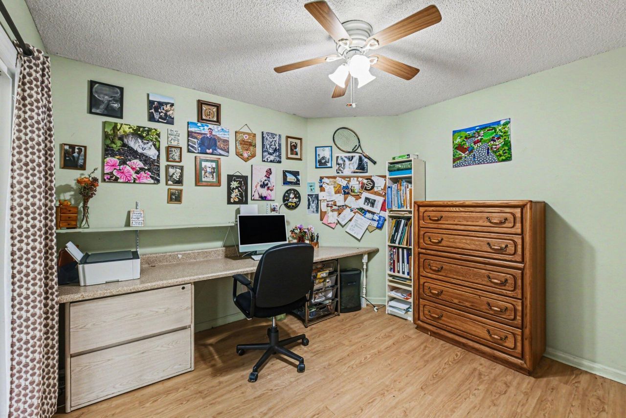 310 Hamlet Road Photo 18